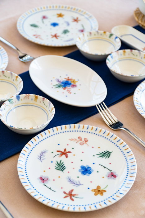 Hermia Dalya 16 Set de Desayuno de Porcelana de 16 Piezas